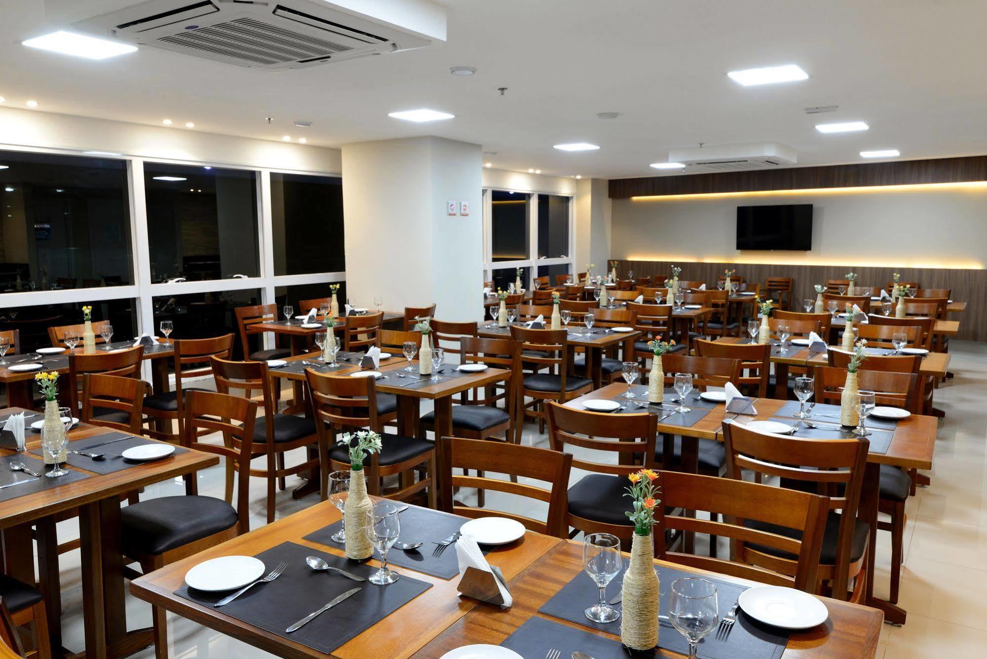 Easy Hotel Cachoeiro De Itapemirim By Atlantica Ngoại thất bức ảnh